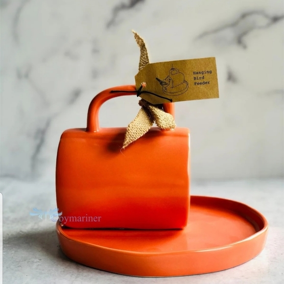 Rae Dunn Drive Thru Bird Feeder - Picture 4 of 6